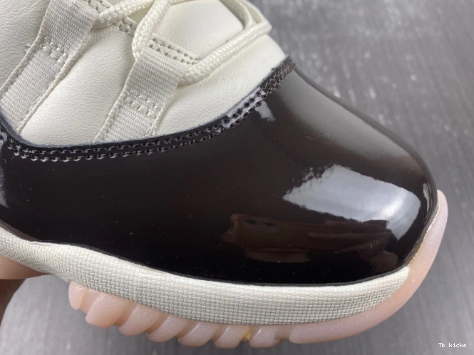 Reps TBK Jordan 11 Air WMNS AR0715-101 Neapolitan 0807